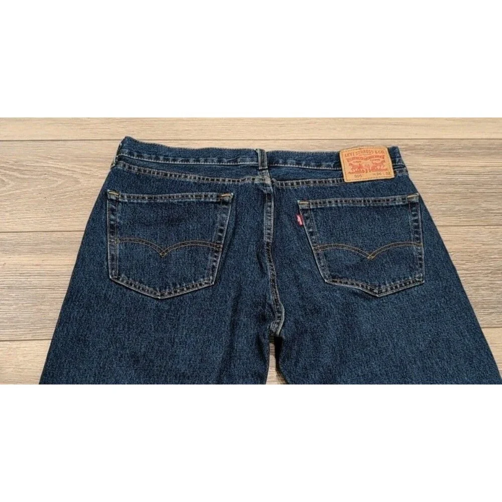 LEVI'S 505 MEN'S BLUE JEANS Straight  in Size 36 X 32 Dark Wash EUC